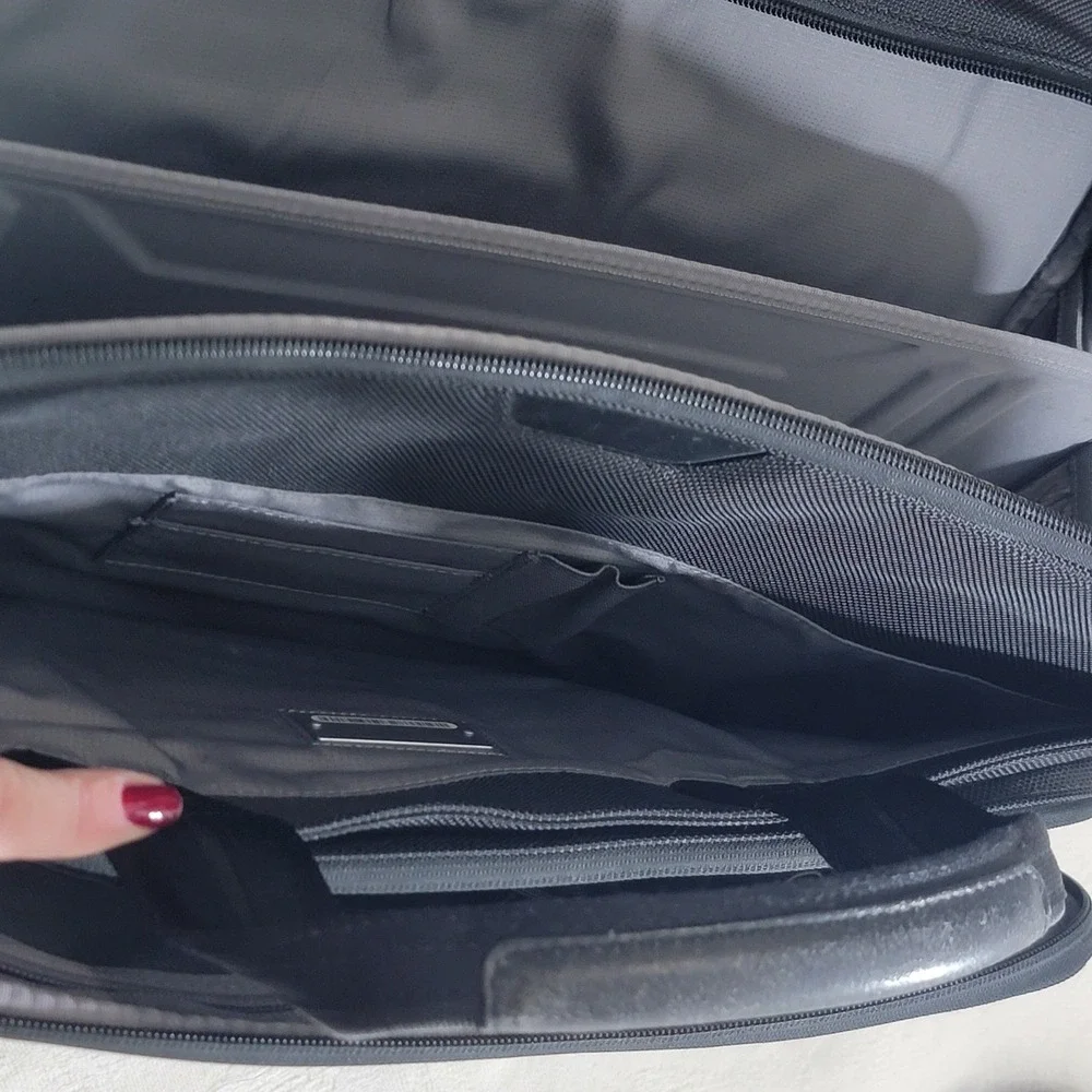 Briggs &‎ Riley Single Gusset Slim Business Briefcase Ballistic Nylon KB306-4